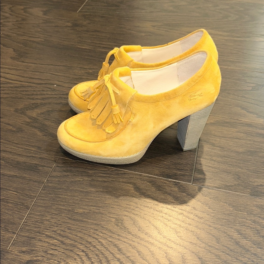 Lacoste Mustard Suede Heeled Loafers - Picture 4 of 8